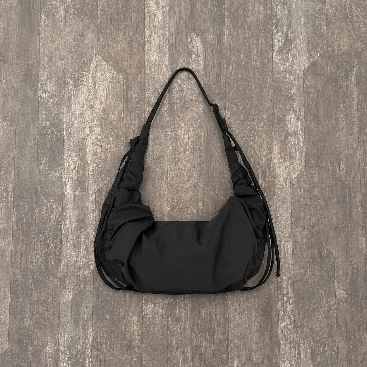Accessories garment reference for custom streetwear production