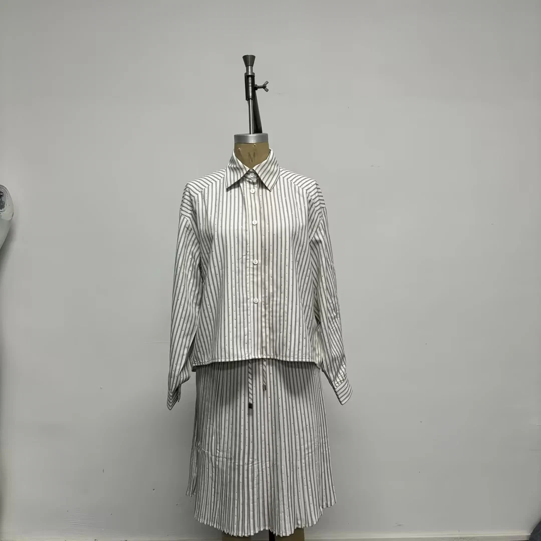 Women's Collection apparel reference photo 27