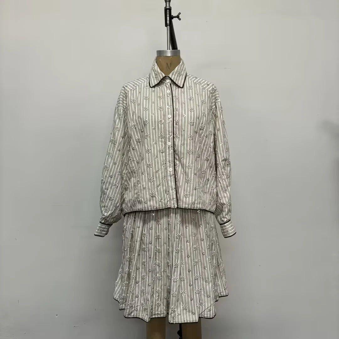 Women's Collection apparel reference photo 29